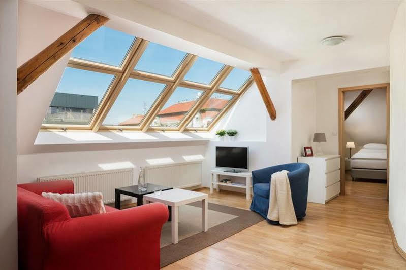 Old Town Residence Apartments Praha Bagian luar foto