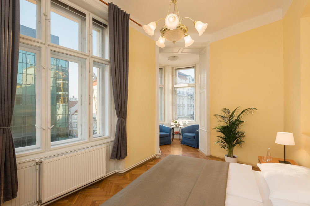 Old Town Residence Apartments Praha Bagian luar foto